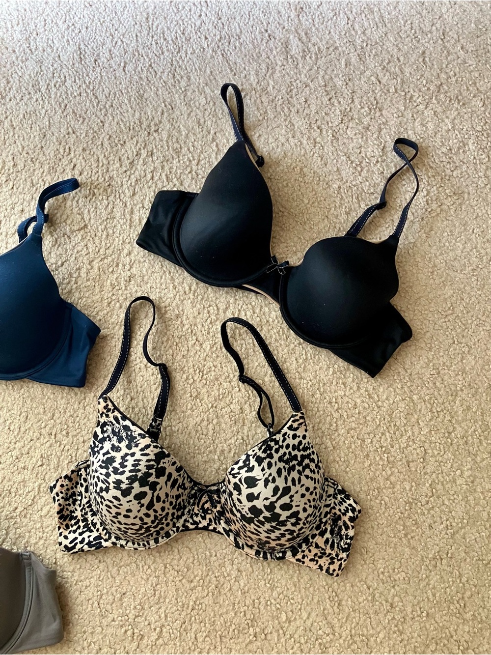 Maidenform ๐ค beautiful comfortable t shirt bras ๐ค - Picture 4 of 11